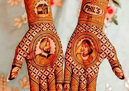 Professional Mehandi Artist
